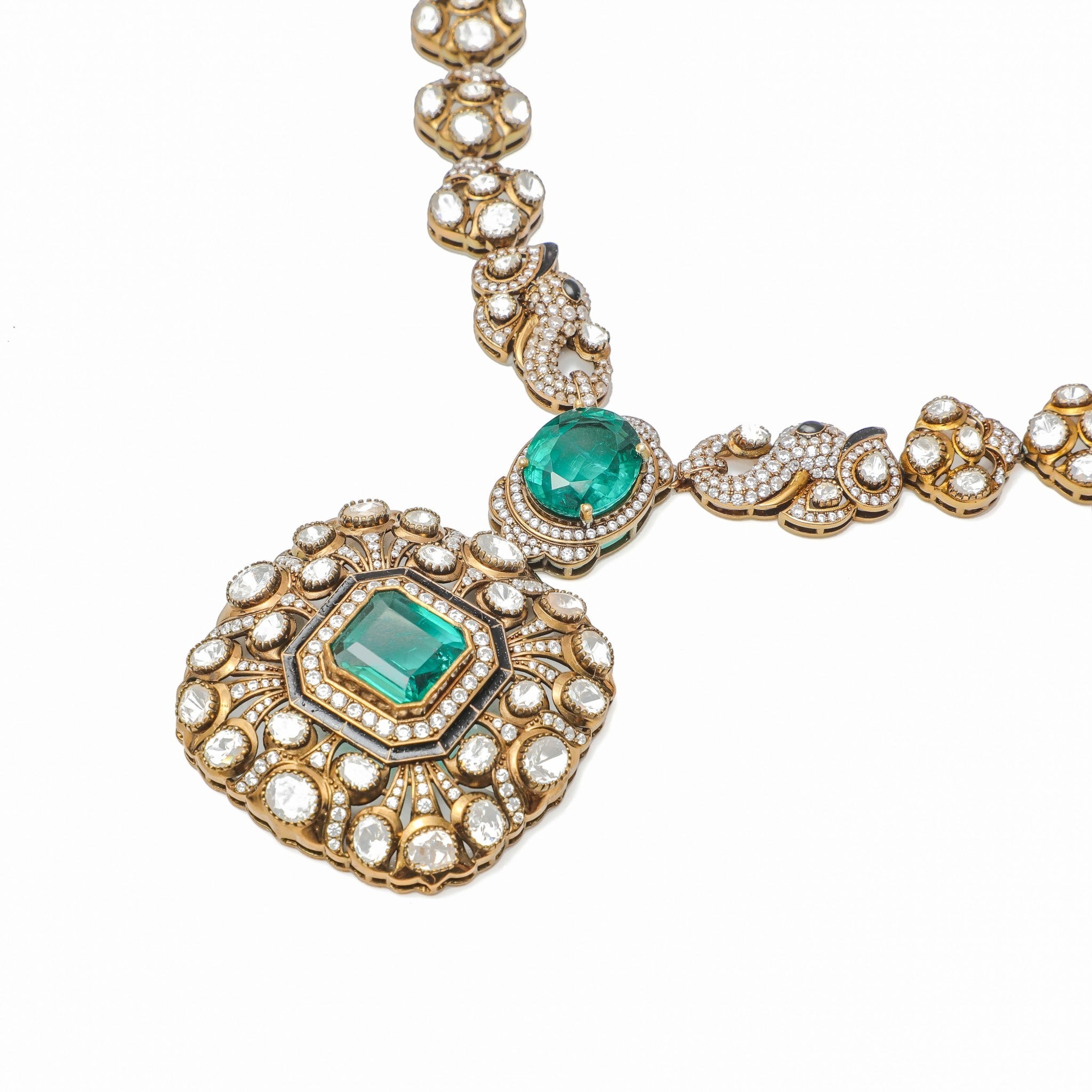 Yashasvi Emerald & Polki Royal Statement Haar
